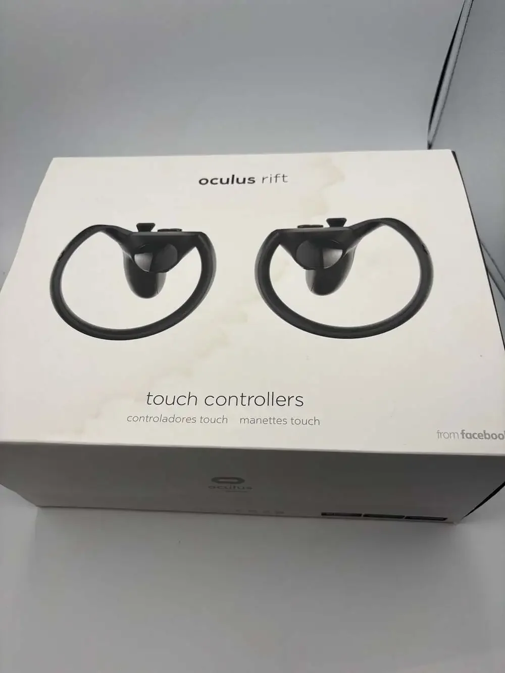 Oculus Rift CV1 Touch Controllers and Tracking Sensor Set